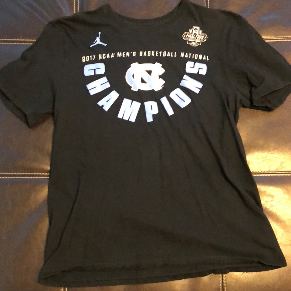 UNC t-shirt